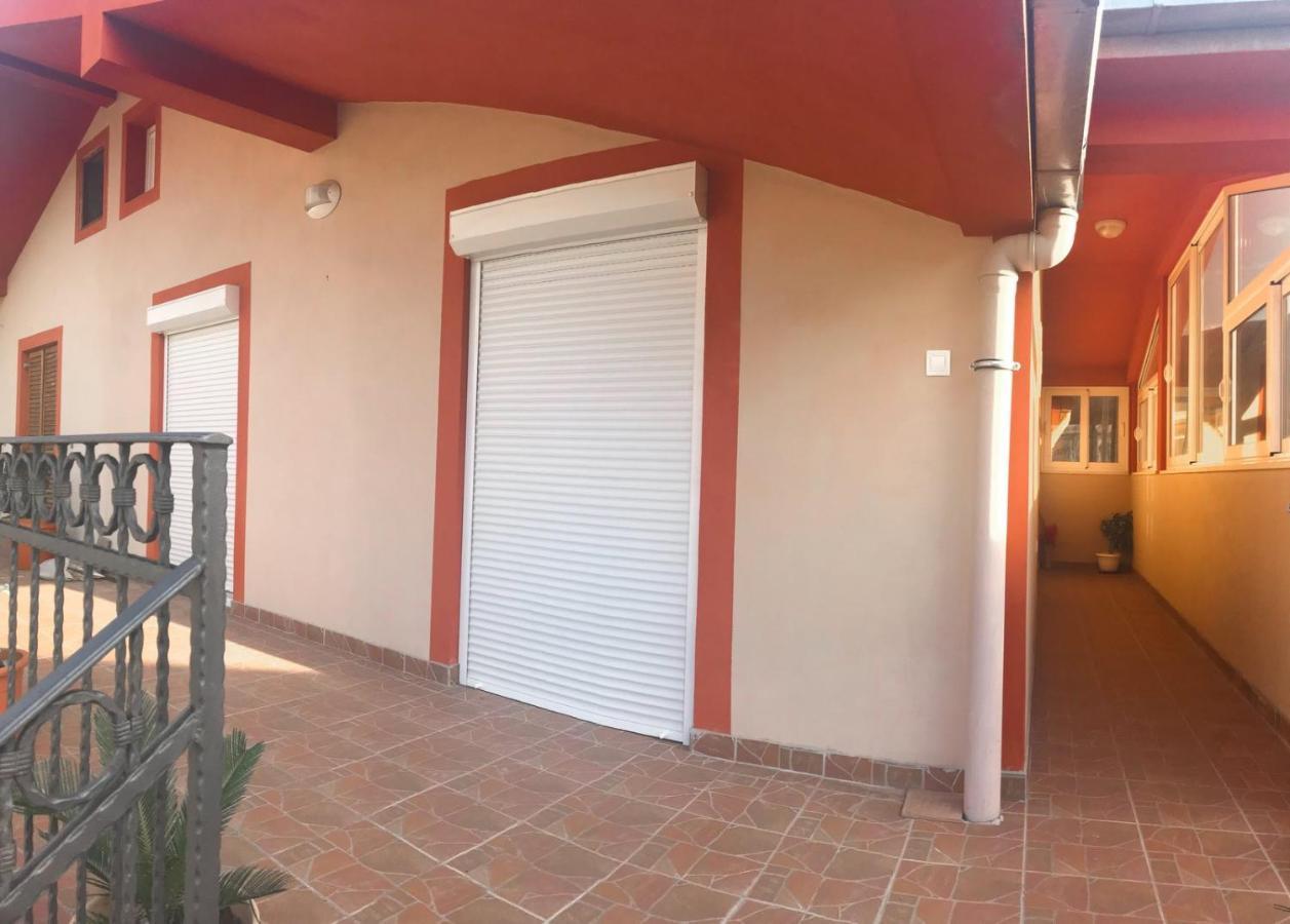 Jovana -- Porodicni Apartmani Igalo Herceg Novi Eksteriør bilde