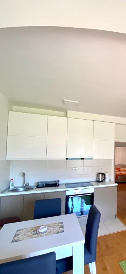 Jovana -- Porodicni Apartmani Igalo Herceg Novi Eksteriør bilde